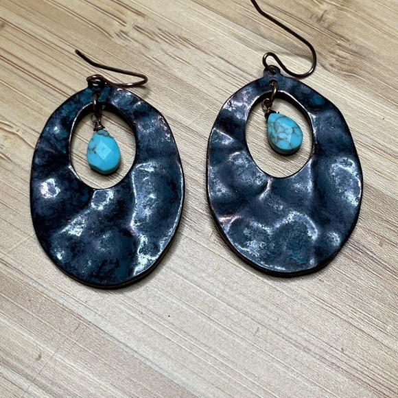 Vintage copper and turquoise earrings - Picture 4 of 5